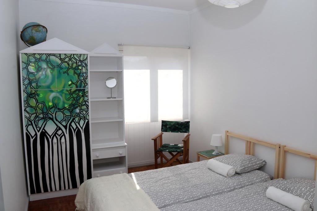 Ferienwohnung Peniche Housing | Tree The Company Zimmer foto